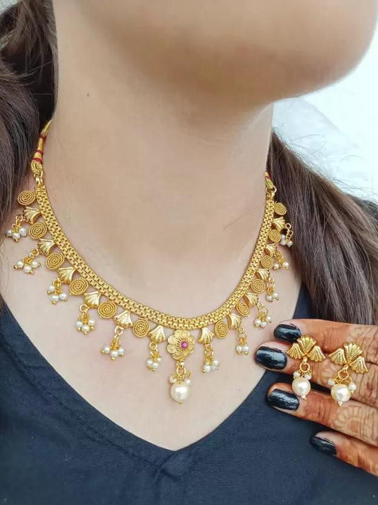 Gold-plated Gold Necklace Jewellery Set (Pack of 1)